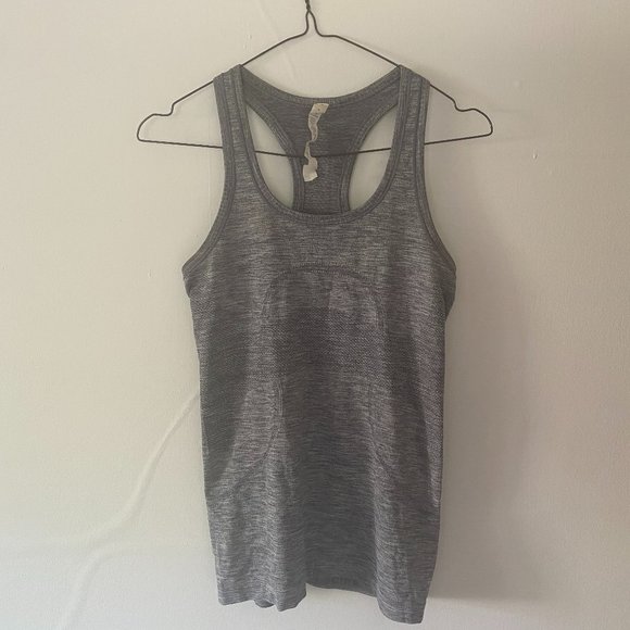 Lululemon Tank - Picture 1 of 2